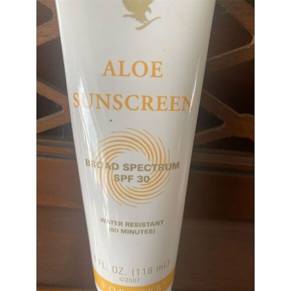 Forever Living Aloe Sunscreen SPF 30 Cream 4oz Broad Spectrum - Picture 6 of 8